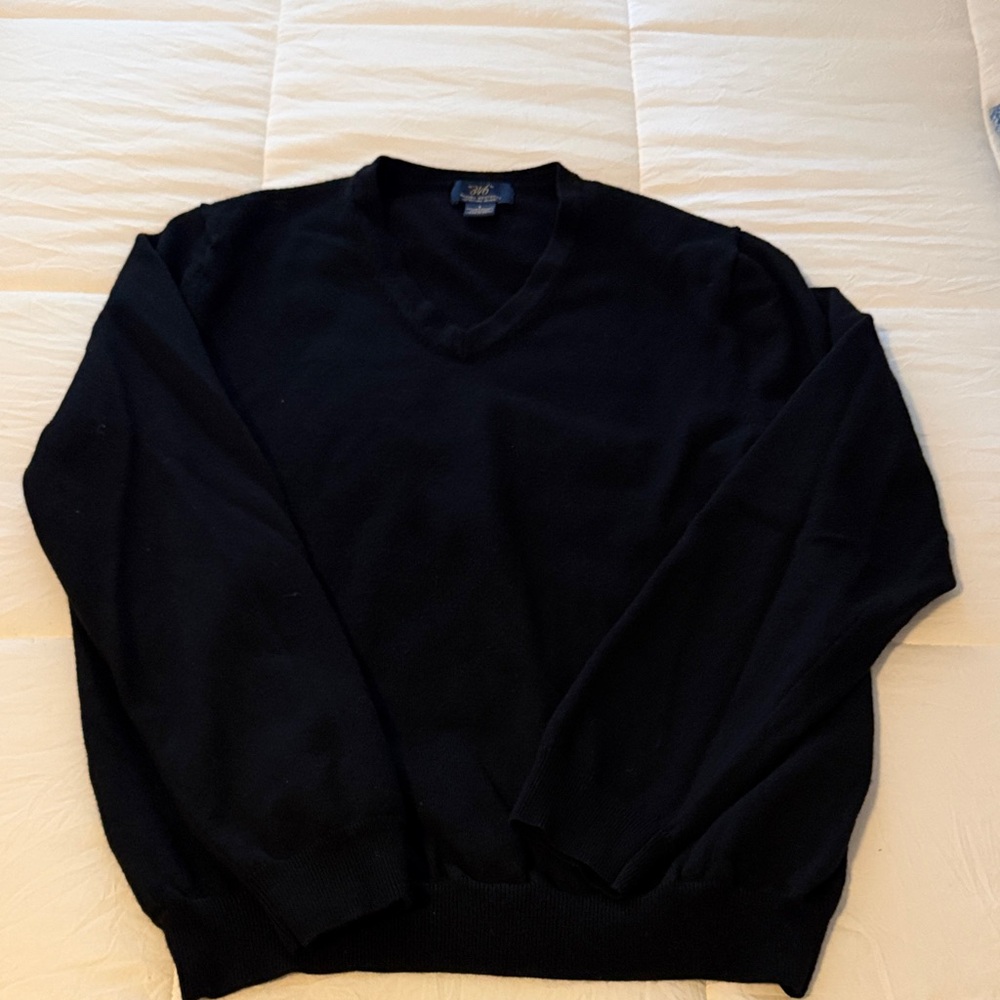 Brooks Brothers 360 Men's Black V-Neck Sweater